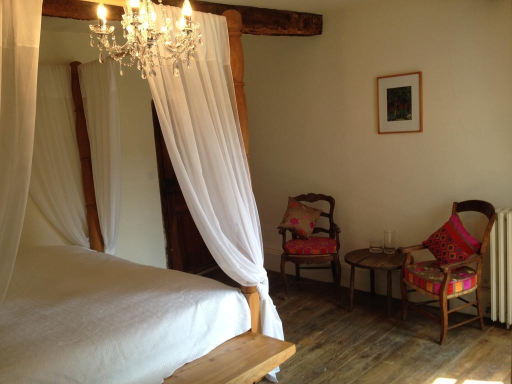Residence Crone Castillon-en-Couserans Δωμάτιο φωτογραφία